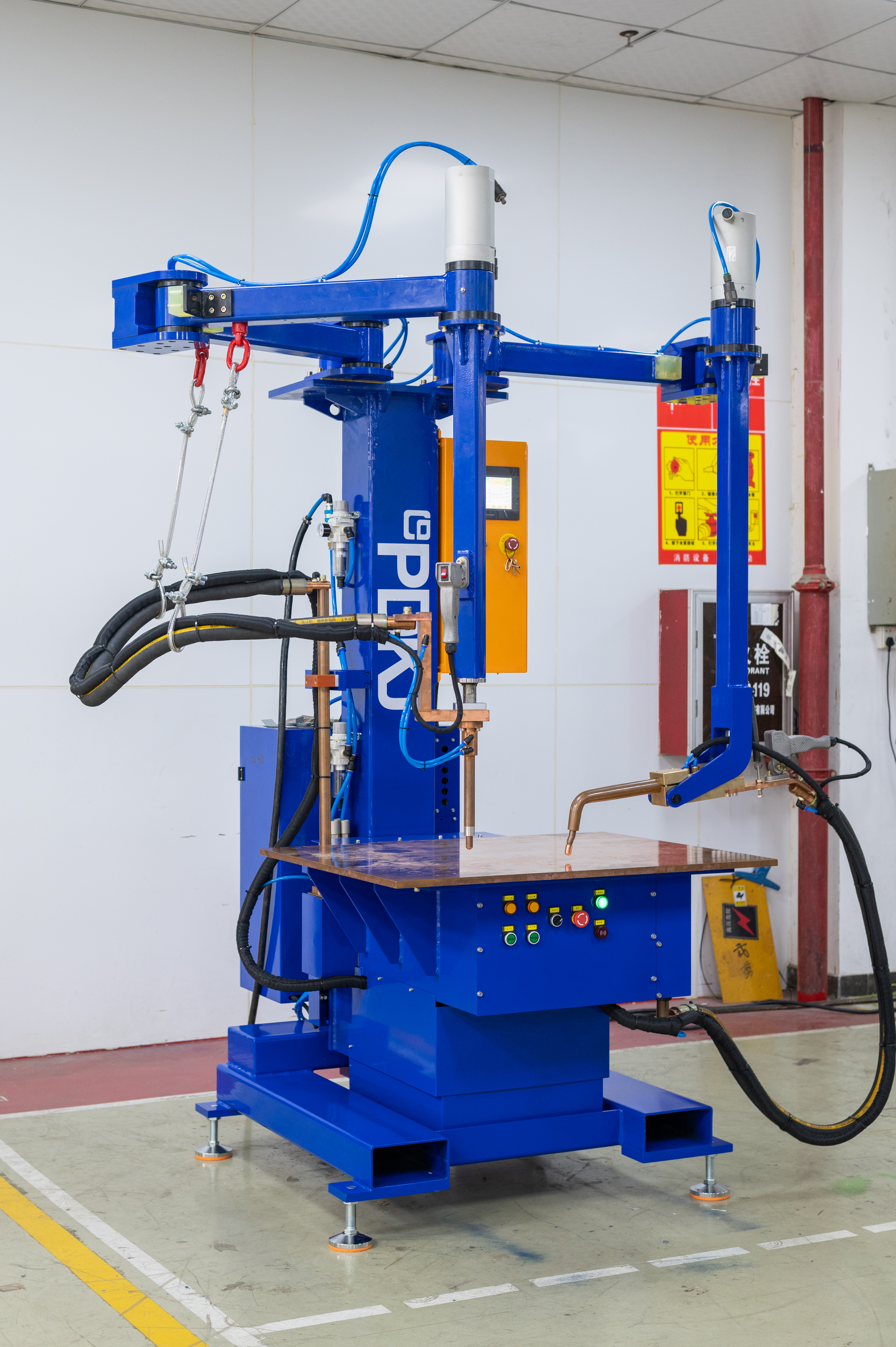 Dual Phom Platform Hom Nruab Nrab Zaus Inverter wm cov khoom siv. Feem ntau hais lus, tus qauv teeb tsa qhov chaw vuam tshuab thiab laser vuam tshuab tuaj yeem tsim thiab xa tawm hauv 2 lub lis piam tom qab tau txais q