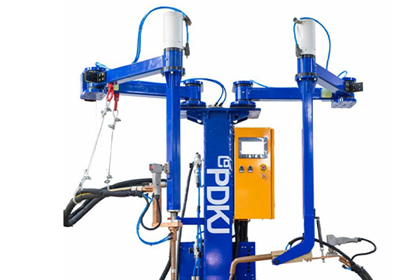 Dual Swing Arm ua haujlwm