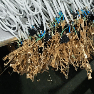640